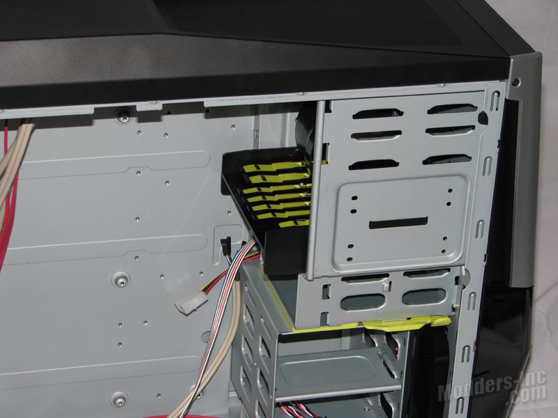 In Win X-Fighter Mid Tower Case In Win, X-Fighter 8