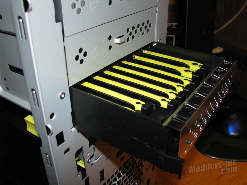 In Win X-Fighter Mid Tower Case In Win, X-Fighter 4