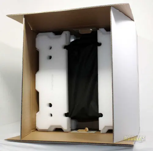 IN WIN 904 Mid Tower Case Review 3 INWIN_904-02