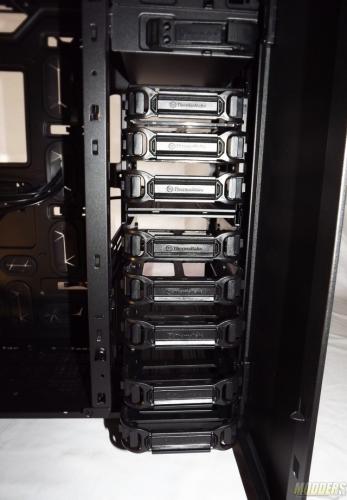 Thermaltake Urban T81 drive caddy