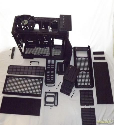 Thermaltake Urban T81 taken apart