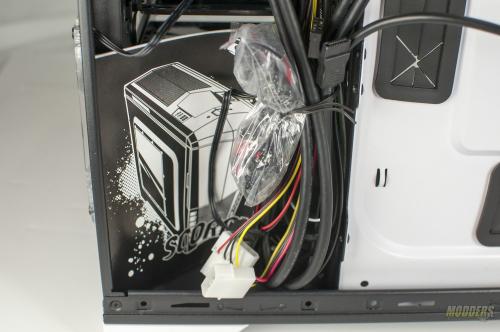 raidmax_scorpio_v_case_accessories
