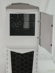 raidmax_scorpio_v_case_front_open