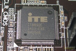 ITE IT8892E PCI-E 2.0 x1 to 3x PCI Bridge