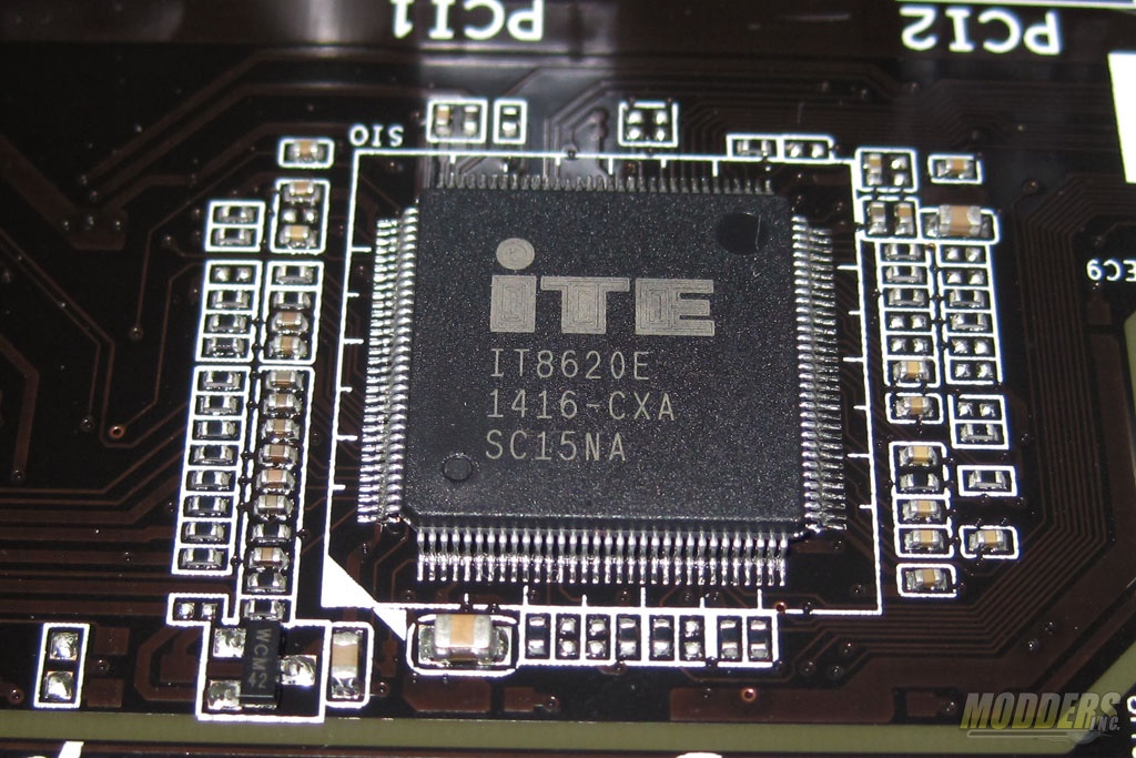 ITE 8620E Super I/O for PS/2 port and hardware monitoring