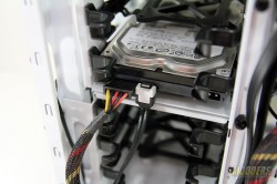 Angled SATA ok with HDD installed
