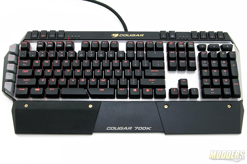 Cougar 700K with wrist-rest