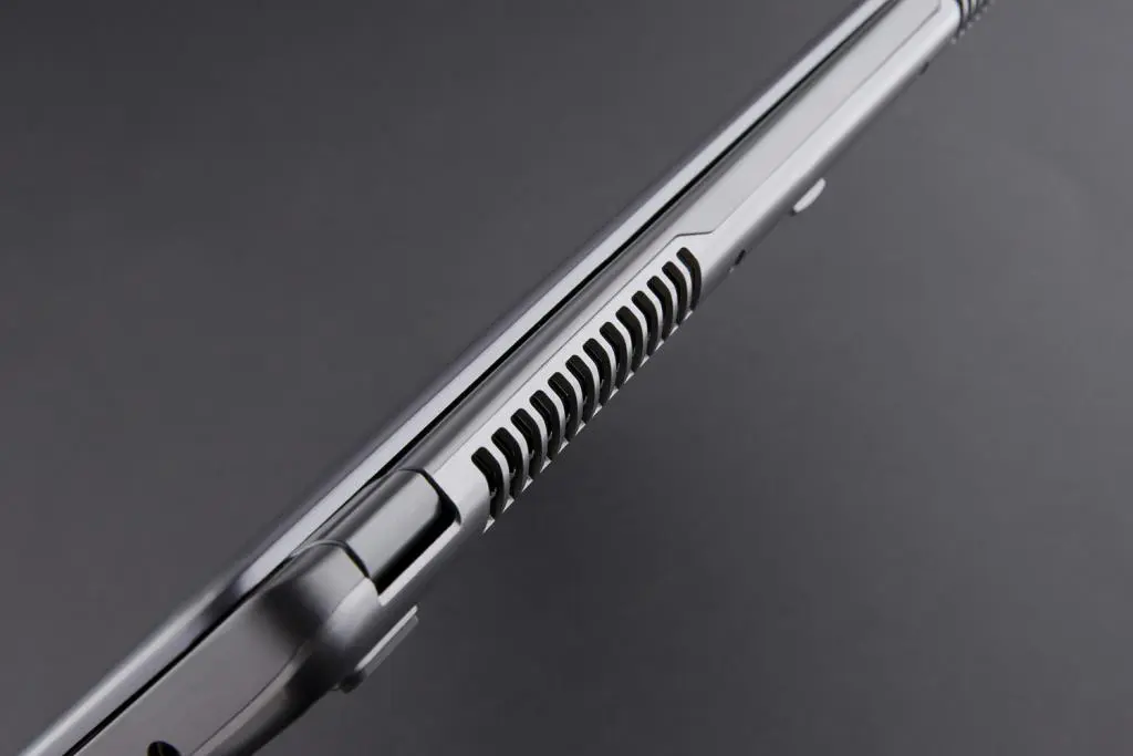 GIGABYTE Unveils P37X: Lightest 17.3” Gaming Laptop with GTX 980M Graphics 4 Gigabyte P37X