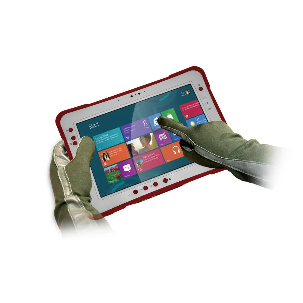 RuggON Announces New Broadwell-Powered Rextorm 10.1” Rugged Tablets with Enhanced Battery Life and Graphics Capability 2 PM521_gloves