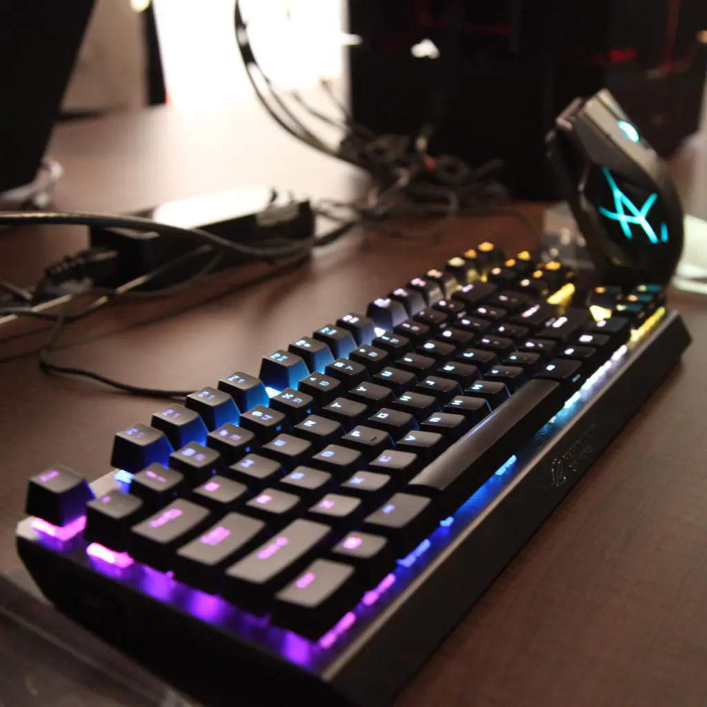 ASUS Republic of Gamers Showcase at Computex 2015 (PR) 2 KM-1-2000