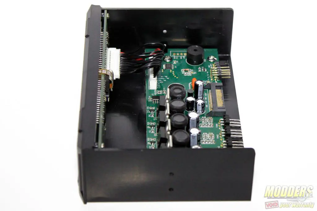 Reeven Four Eyes Touch (RFC-03) Fan Controller Review: Look, and DO Touch 5 rv4eyes05