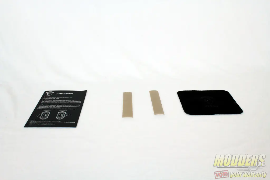 MSI ThunderStorm Review: Your Desk on Top of Desk 8 IMG_0308_fixed