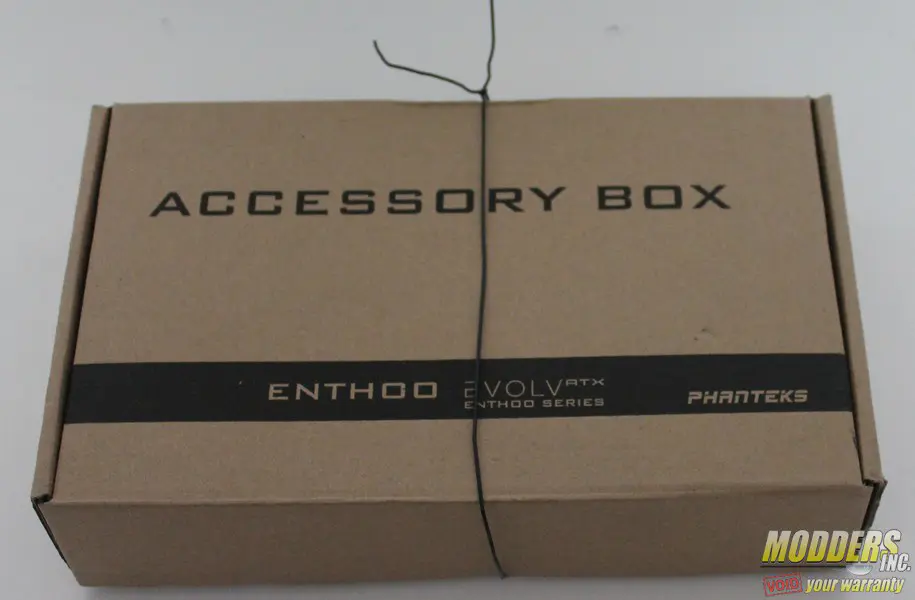 Phanteks Enthoo Evolv ATX Galaxy Silver Edition Review 7 IMG_5282