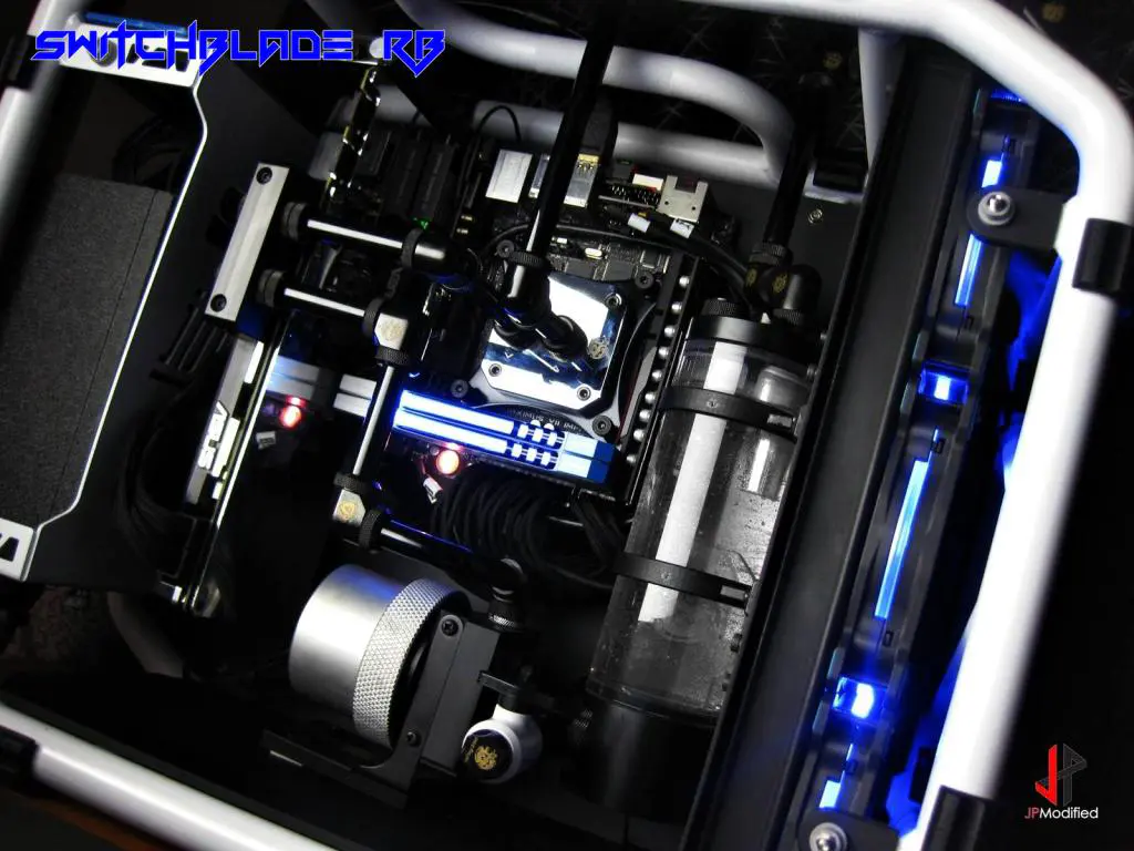 Modder Spotlight: Jesse Palacio 4 switchblades