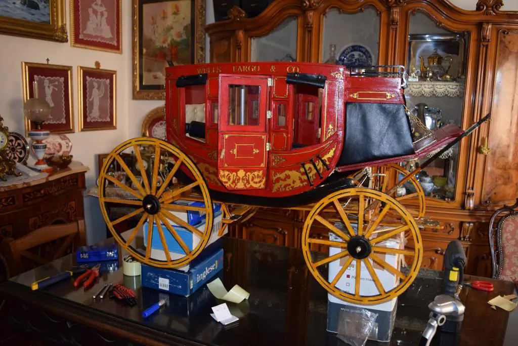 The Wells Fargo Stage Coach by MPC #CMCASEMOD2016 4 Wells Fargo Stage Coach by MPC