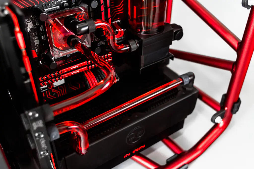 Darwin PC - Project Eris 16