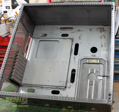 DOOM 2016 Case Mod by Dewayne Carel 22 Modders-Inc-DOOM-Case-Mod-09