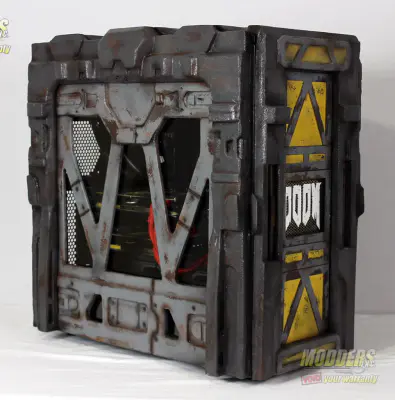 DOOM 2016 Case Mod by Dewayne Carel 23 Modders-Inc-DOOM-Case-Mod-10