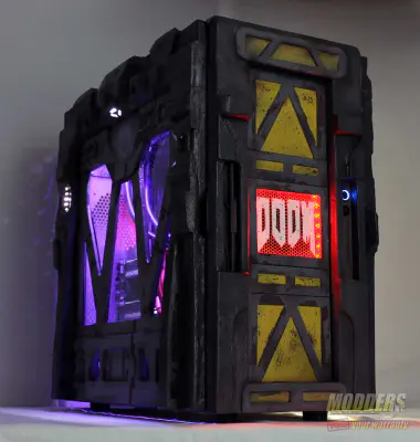 DOOM 2016 Case Mod by Dewayne Carel 30 Modders-Inc-DOOM-Case-Mod-20