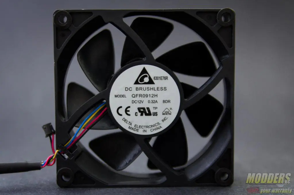 AMD FX 8350 CPU with Wraith Cooler Review: Stock Cooling Gets an Upgrade 18 AMD Wraith Cooler Fan