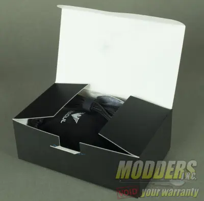 XSOUL XM8 Predator Gaming Mouse Review 5 XM8-Box Open