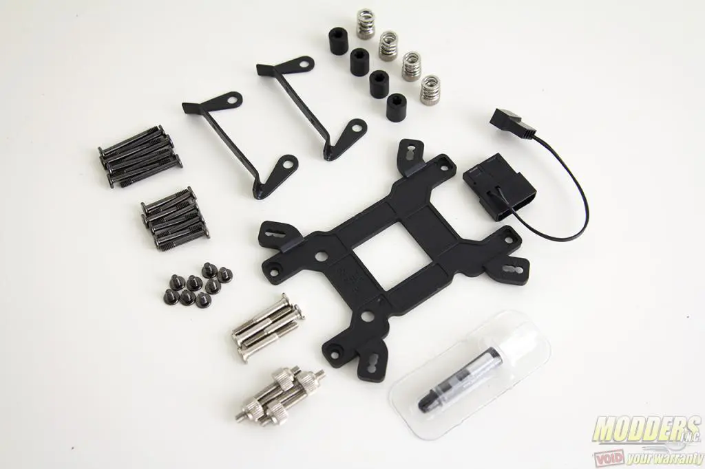 Silverstone TD03-SLIM CPU Cooler Review: The Fit (Almost) Anywhere AIO 4 Silverstone TD03-Slim Accessories