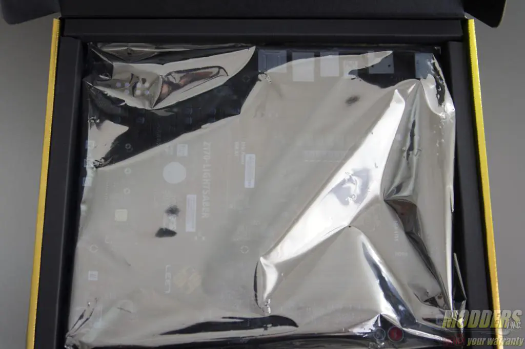 ECS LEET Z170-Lightsaber Review: A Cut Above 4 z170ls03