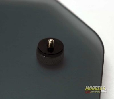 enermax-steelwing-glass-screw