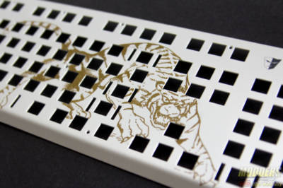 Tesoro Gram White Plate Art