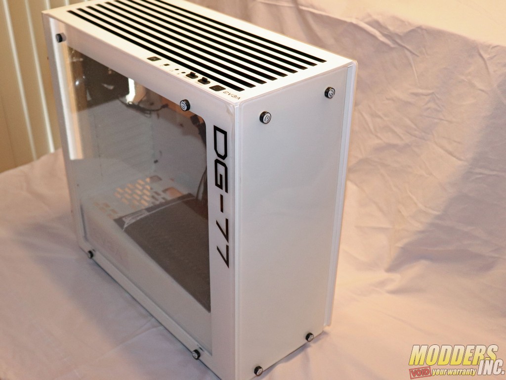 EVGA DG-77 Alpine White Midtower Review Case, EVGA, Gaming, midtower, tempered glass, vertical GPU, white 1