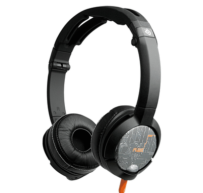 SteelSeries Flux Luxury Edition Gaming Headset Review 1