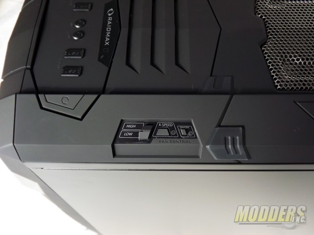 Raidmax Vampire Full Tower ATX Case Fan Controller