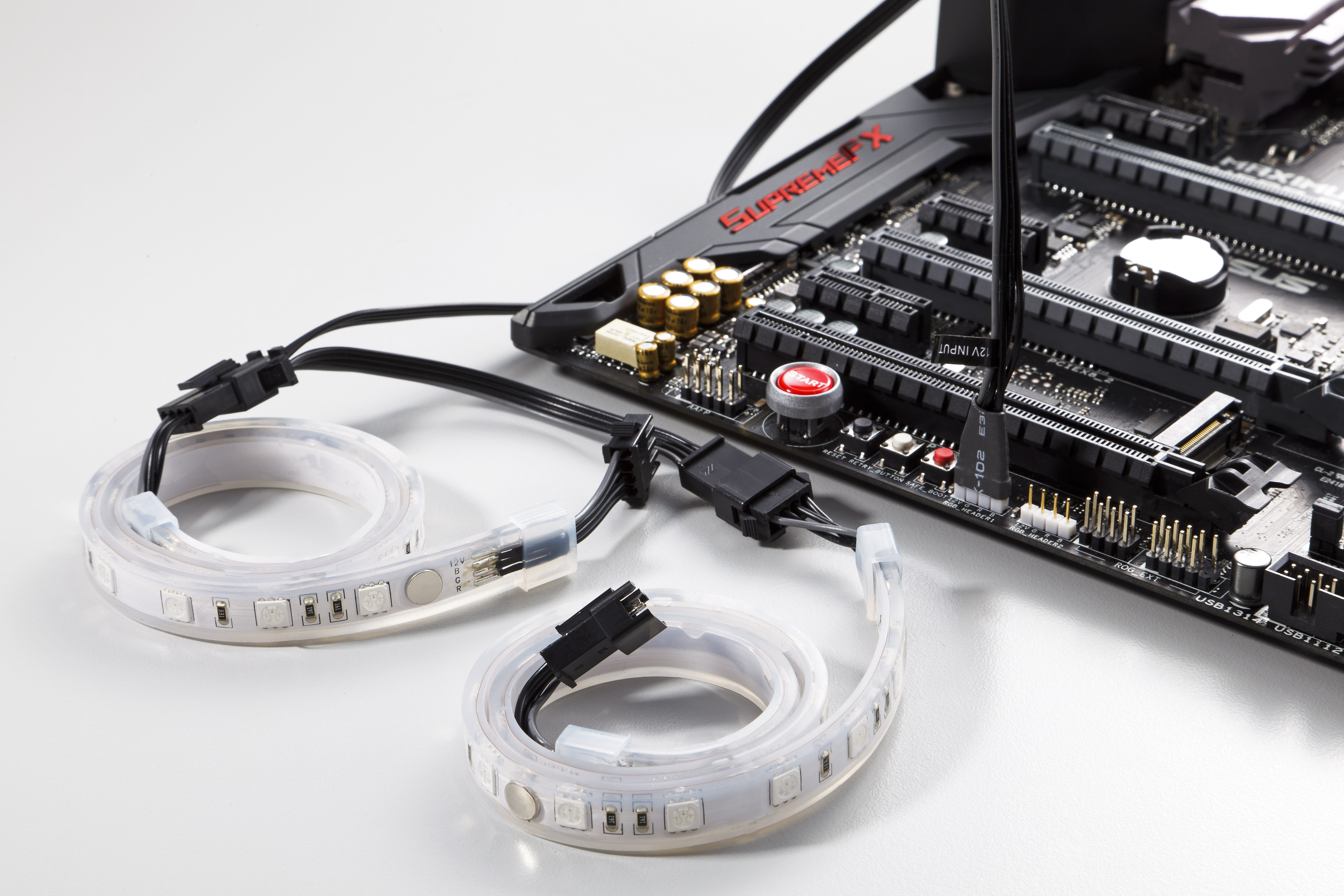 New Phanteks Universal PSU Extension Sets and RGB LED Strips Announced