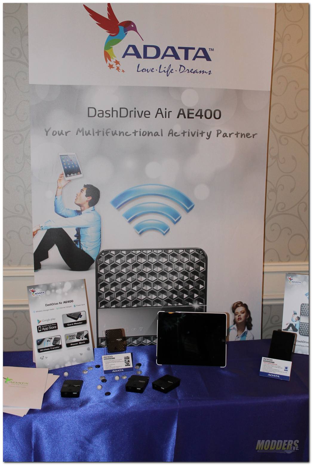 ADATA CES 2013 ADATA, CES 2013 3