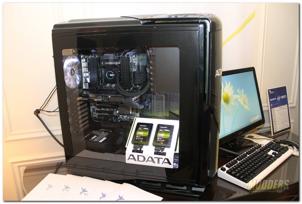 ADATA CES 2013 ADATA, CES 2013 2