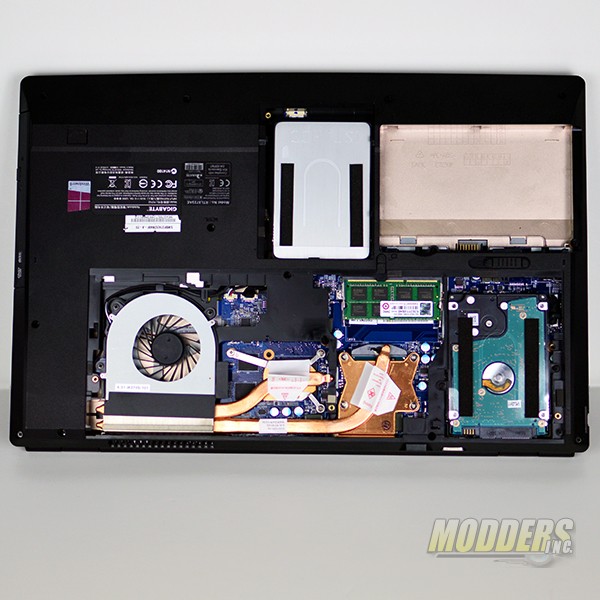 Gigabyte P2742G Gaming laptop