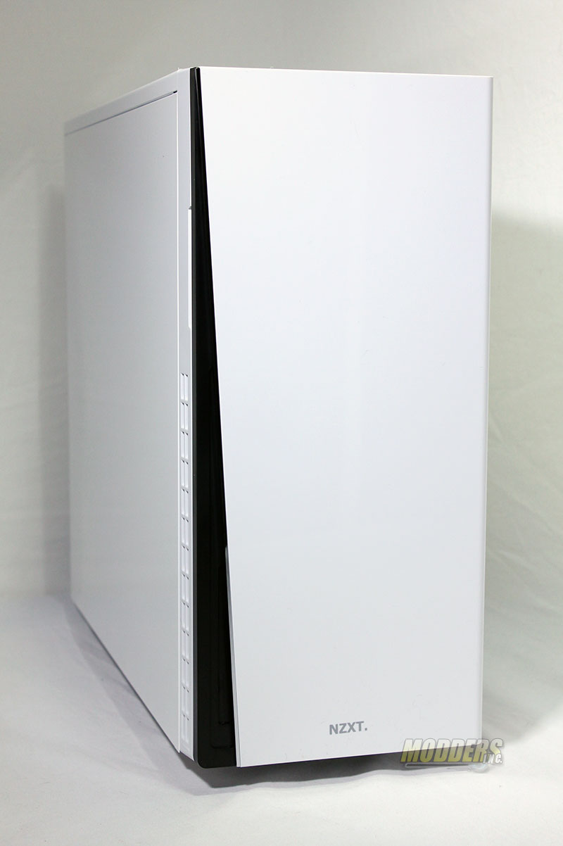 NZXT H230 Computer Case White Front Door