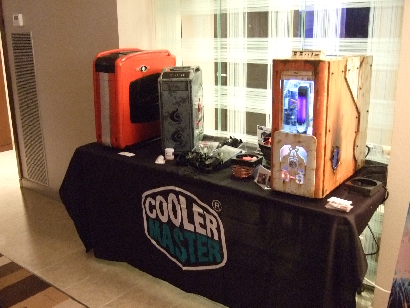 Modders-Inc at the Cooler Master Suite at CES 2010 Americanfreak, CES, Cooler Master 1