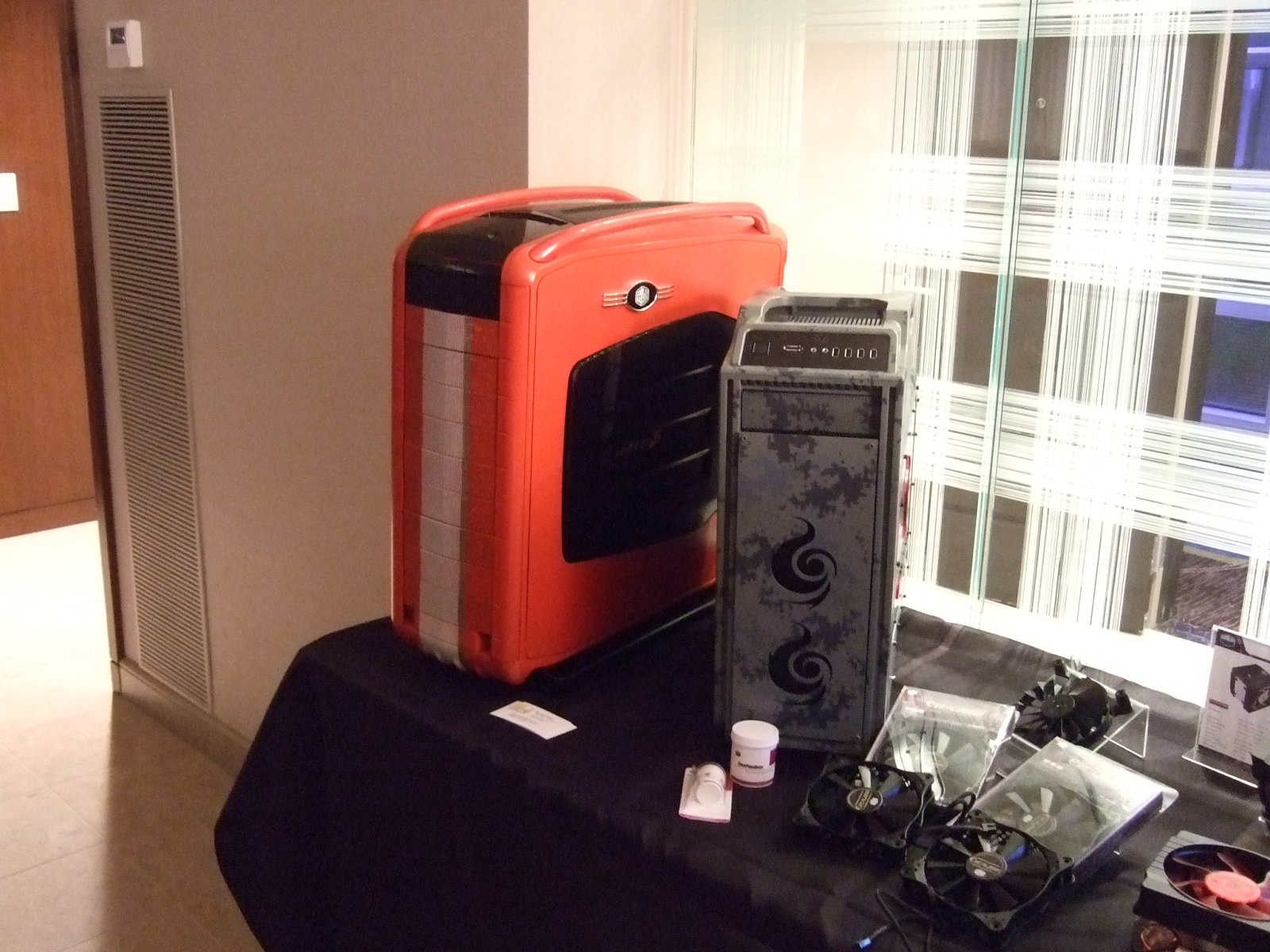 Modders-Inc at the Cooler Master Suite at CES 2010 Americanfreak, CES, Cooler Master 3
