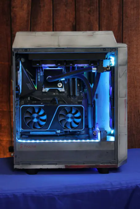 Case Mods created by Dewayne Carel a.k.a. Americanfreak 43 Case Mods created by Dewayne Carel a.k.a. Americanfreak Americanfreak, Case Mod, Case Modder, custom pc, dewayne 25