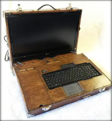 Submit Your Case Mod to be Featured 9 wooden Travel Case Mod