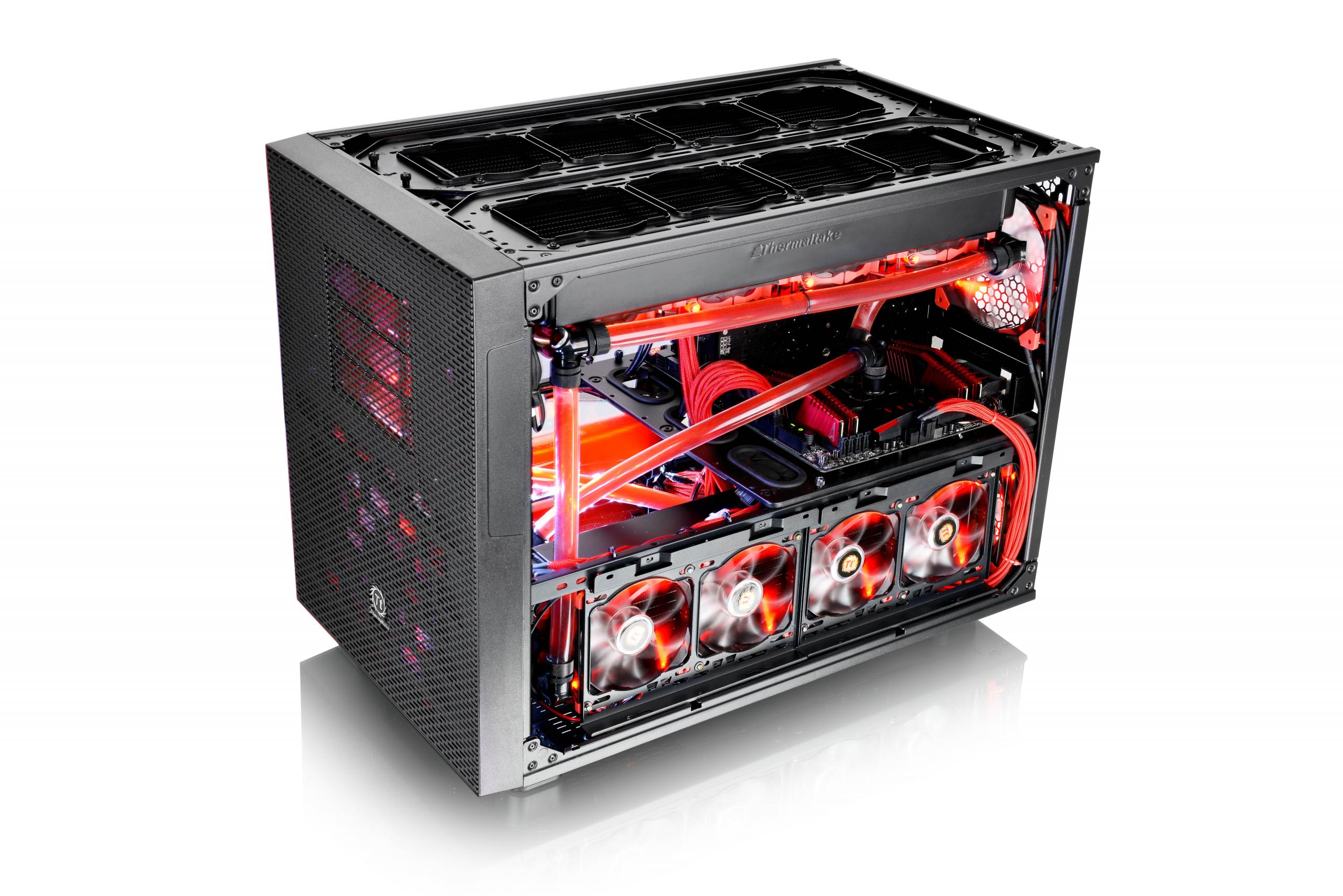 Thermaltake Core X9 Black 480ラジエーターx2本付 Thermaltake Core X9 Large Open Cube Gaming Desktop Computer