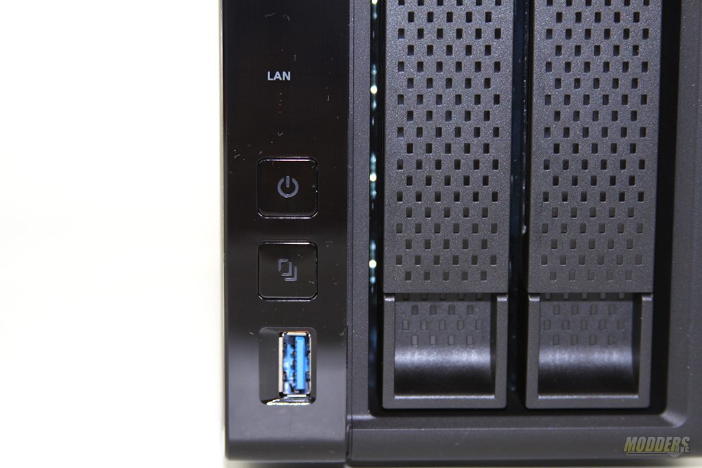 QNAP TS-253A