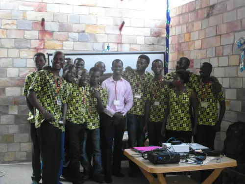 #INSPIRATION: West African Inventor Creates $100 3D Printer from E-Waste 3 #INSPIRATION: West African Inventor Creates $100 3D Printer from E-Waste #inspiration, 3D printer, africa, DIY, togo 2