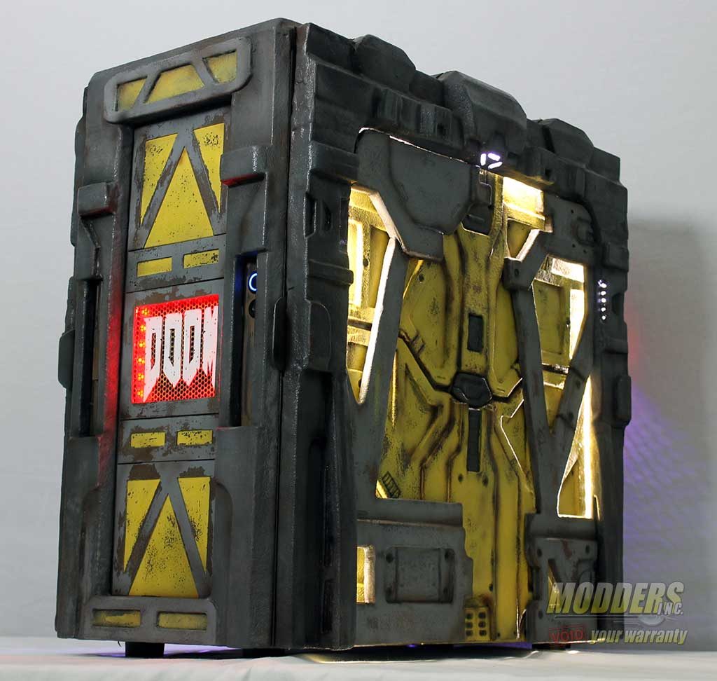 Modders-Inc-DOOM-Case-Mod-19