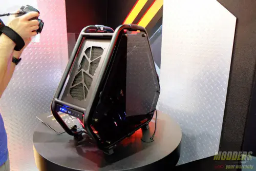 ID-Cooling Integrates Custom Loop in Chassis Frame with Stream Case Series 4 ID-Cooling Stream 2