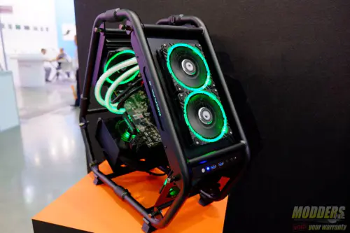 ID-Cooling Integrates Custom Loop in Chassis Frame with Stream Case Series 6 ID-Cooling Stream 2