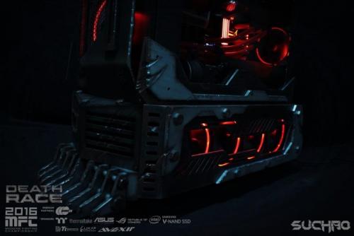 Suchao Prowphong's Deathrace casemod