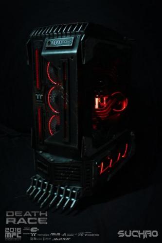 Suchao Prowphong's Deathrace casemod