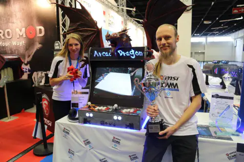 Casemods of DCMM @ Gamescom 2016 6 Stefan Ulrich & Kathrin Diederich - "Arcade Dragon" - 2nd Place CaseCons Category